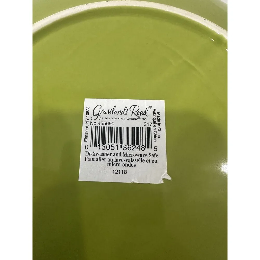 Grasslands Road Green Holly Wreath Ceramic Christmas Plate
